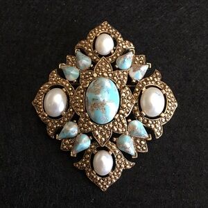 NOS Awesome 1968 REMEMBRANCE Sarah Coventry faux Turquoise & Pearl Brooch Pin